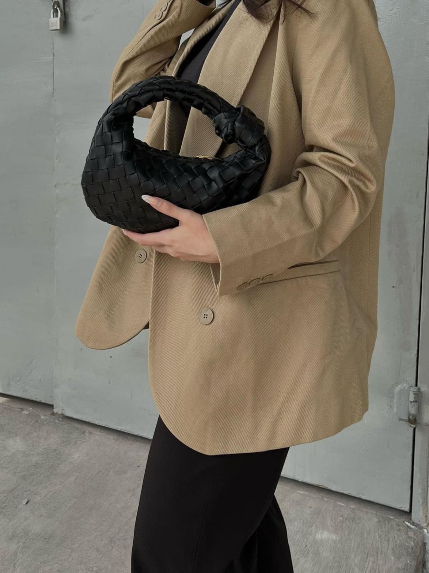 SIENNA™ | Borsa Intrecciata con Manico Elegante