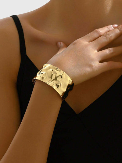 AUDREY™ | Bracciale Martellato Elegante