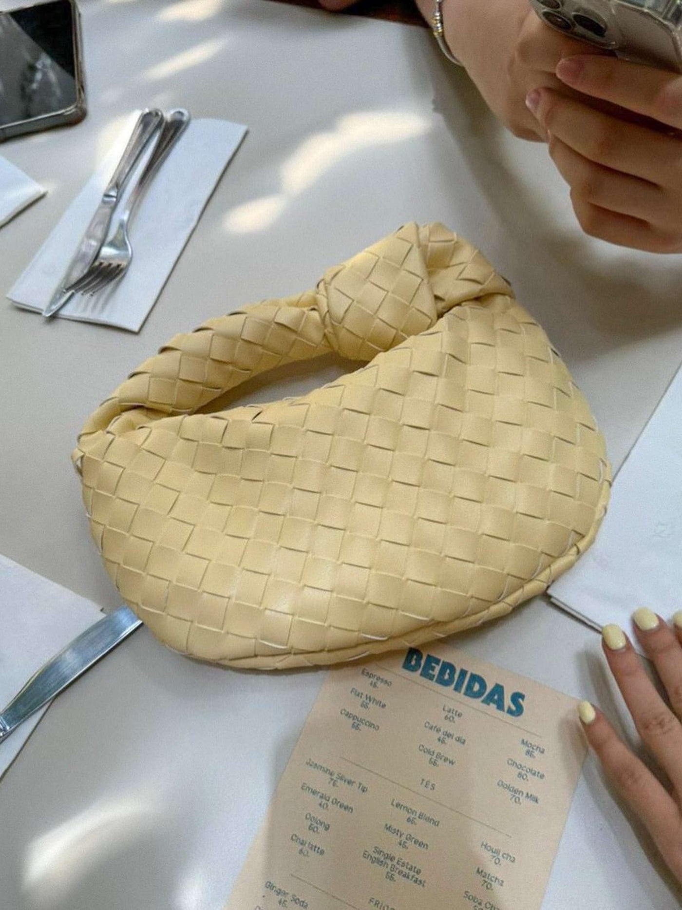 SIENNA™ | Borsa Intrecciata con Manico Elegante