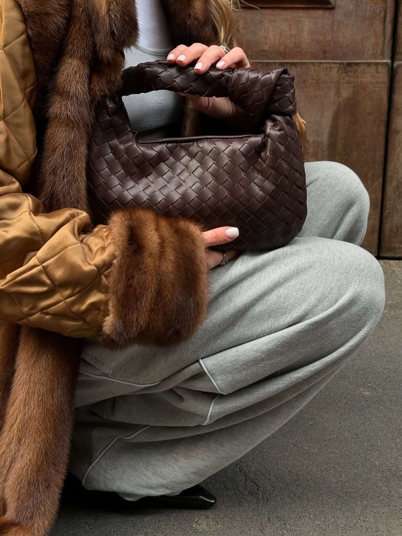 SIENNA™ | Borsa Intrecciata con Manico Elegante