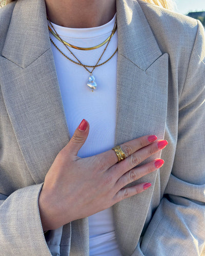 KRIZIARE™ | Anello Dorato Ondulato