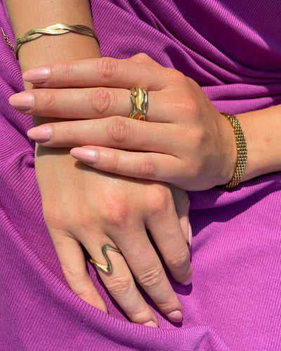 KRIZIARE™ | Anello Dorato Ondulato