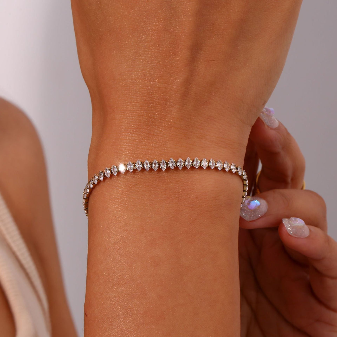KLAUDIA™ | Bracciale Tennis con Zirconia Rotonda e Ovale