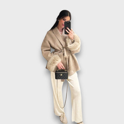 GRACELLE™ | Cappotto Avvolgente con Polsini in Pelliccia Sintetica