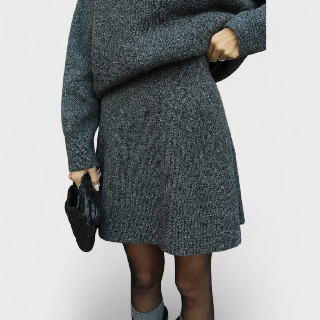 AMALIE™ | Set di Maglieria Elegante e Caldo