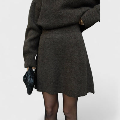 AMALIE™ | Set di Maglieria Elegante e Caldo